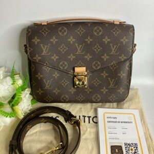 Louis Vuitton Pochette Metis Monogram with Gold Hardware